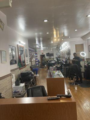 1617 Barbershop & Beauty Salon