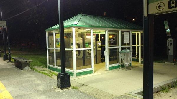 Beaconsfield MBTA Station - Green Line
