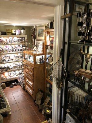 Friendship Antiques and Vintage