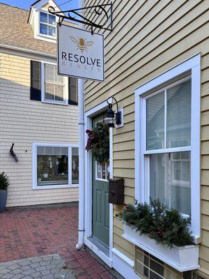 Samantha Nichols - Resolve Realty