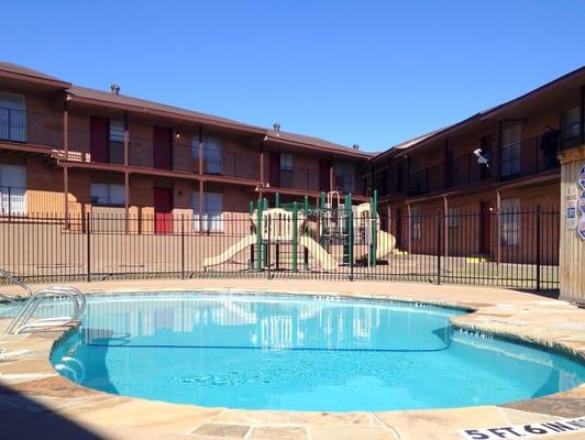 Casa Feliz Apartments