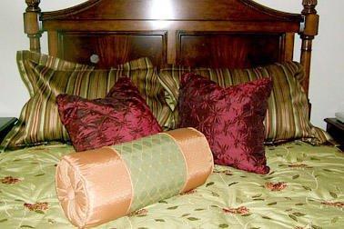 Vogue-tique Decorating