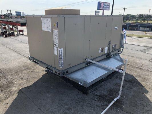 Other side of Lennox/ four ton air conditioning unit with electric heat