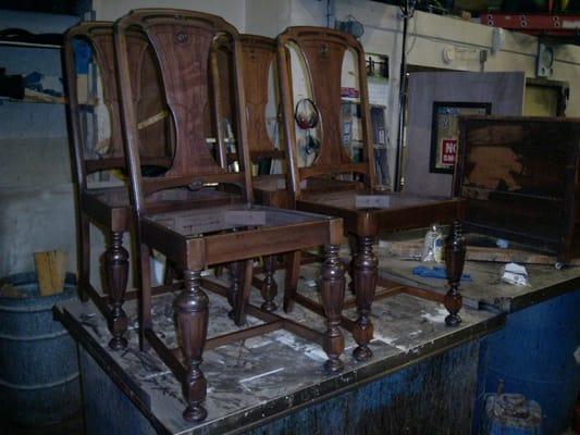 Paul's Furniture Refinishing Service