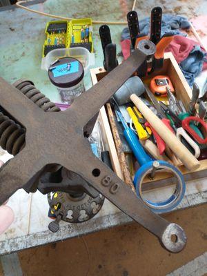 Hand tools and hand finishes