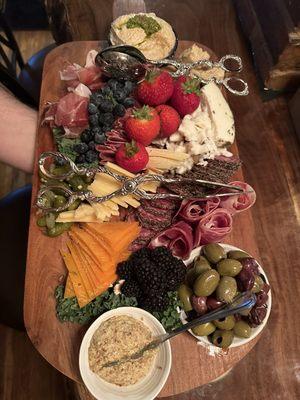 Magnolia's Whisky & Wine