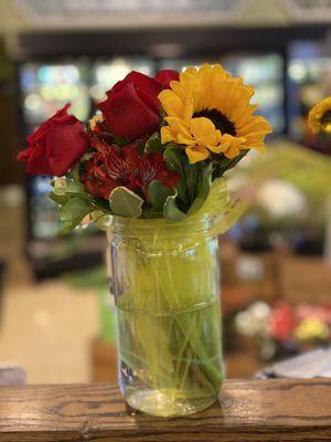 Pretty flower arrangements for purchase