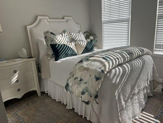 Trusty Brunette Cleaning Services