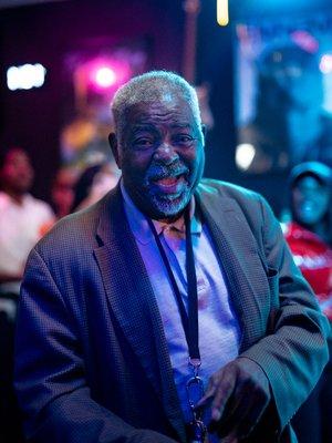 The High Note Karaoke Lounge