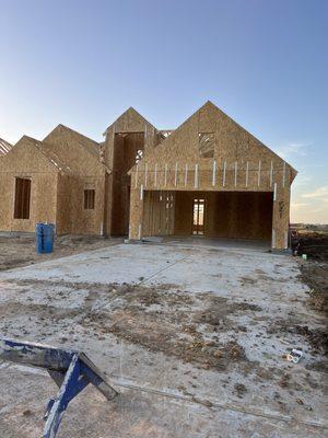 G G’s Construction