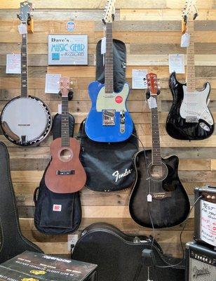 New and used stringed-instruments,