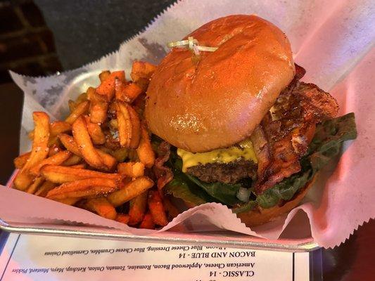 John King Grill & Dueling Piano Bar