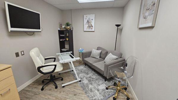 Arise Health Clinic room