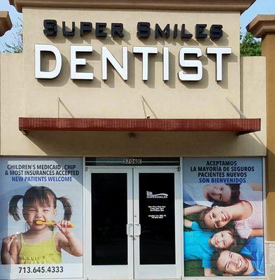 Super Smiles