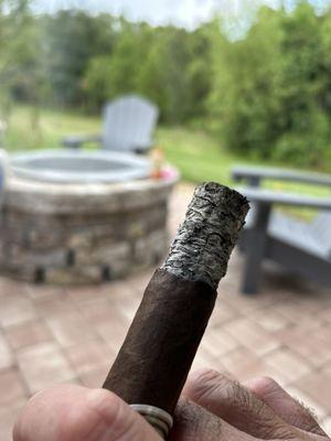 Enjoy the best hand rolled cigar in Tampa. From