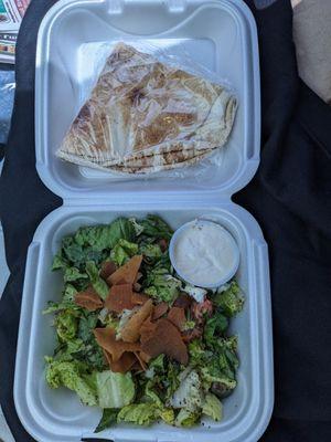 Fattoush and pita w garlic sauce