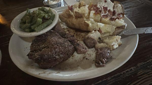 Main Street Pub & Steakhouse