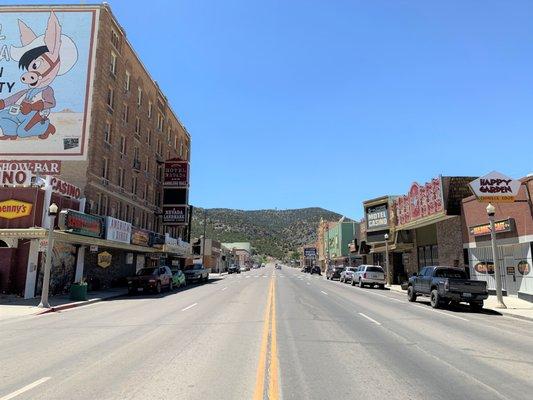 Russell Cellular-Verizon Authorized Retailer