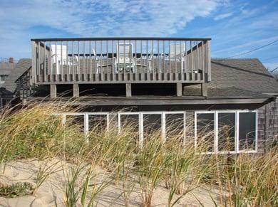 Find a perfect rental, search by proximity to the beach!