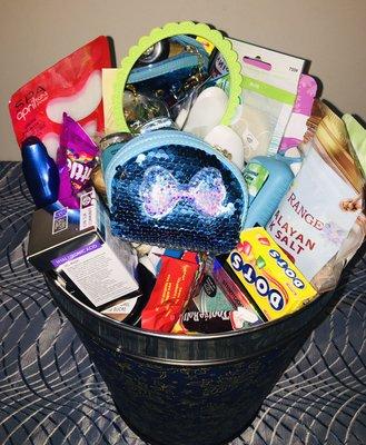 Large Blue Beauty Candy Basket