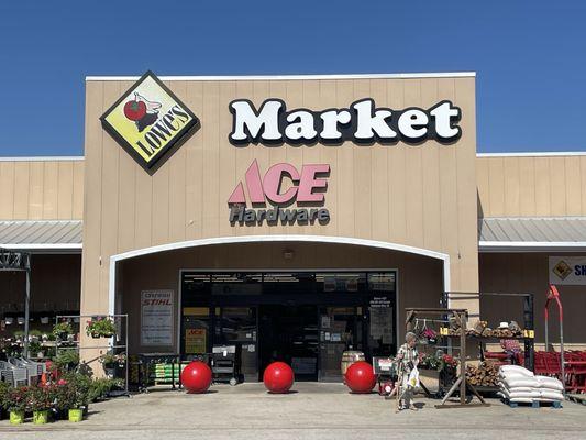 Lowe's Market - Johnson City