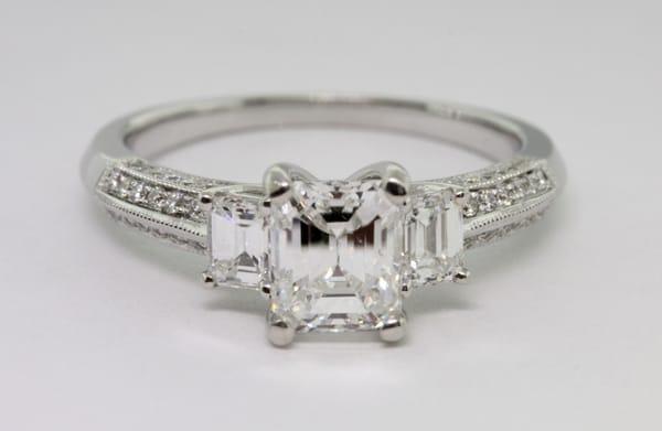 Darold's Jewelers & Diamond Importers