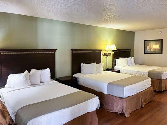 Motel Abbeville AL Triple Queen