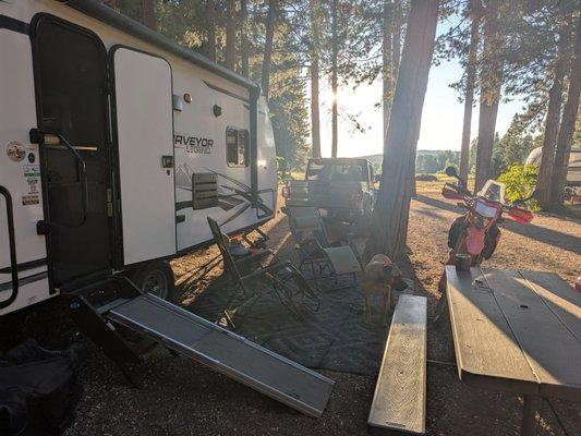 Golden Coach RV Park & Campground