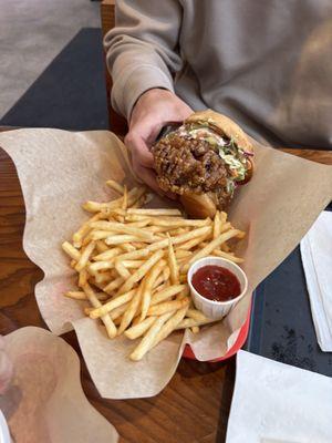 Sandwich with Coleslaw and fries
