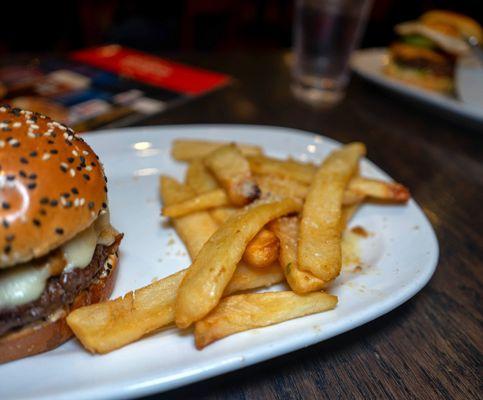 Red Robin Gourmet Burgers and Brews