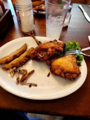 The Wood Shed Restaurant & Lounge