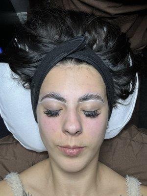 Eyebrow mapping and shaping