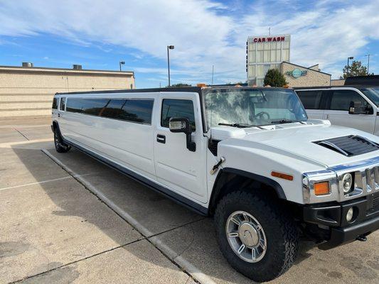 Highland Park Black Car And Party Bus