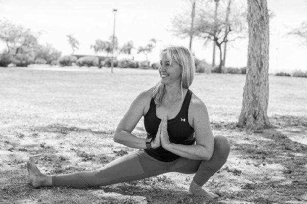 Side Lunge by the lovely Tracy