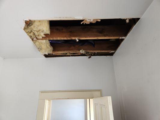 Mr. & Mrs. Smith's Cleaning & Handyman Service