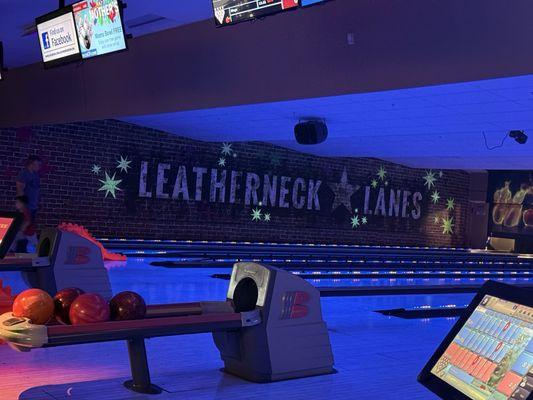 Leatherneck Lanes
