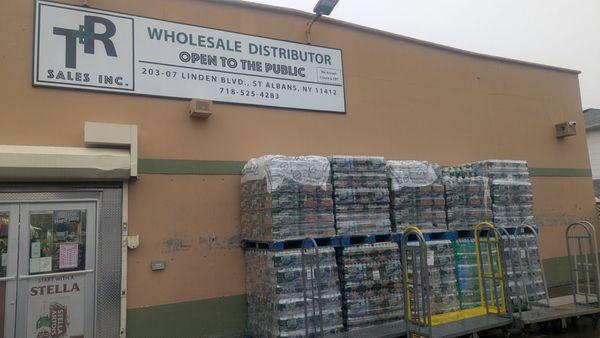 T & R Tobacco & Sales Company