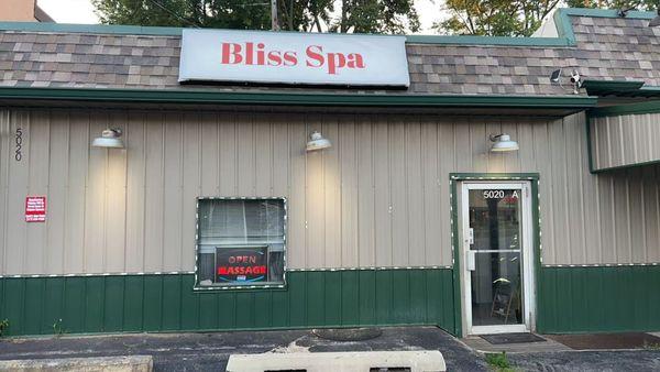 Bliis Spa
