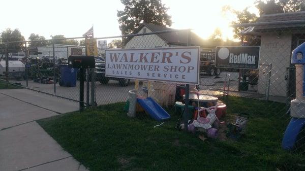 Walkers Lawnmower Shop