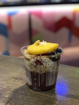 indie girl açaí bowl plus pineapple