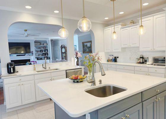 Swiss White: Kitchen Countertops
Quartz Countertops in Raleigh, NC