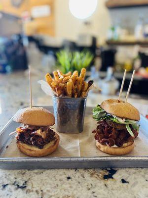 Hangry City Grille & Spirits