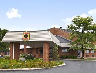 Super 8 by Wyndham Beachwood/ClevelandArea