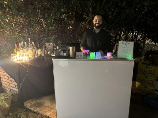 Bar rental