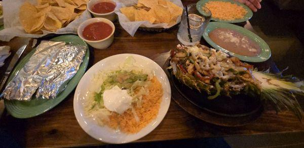Hawaiian fajitas with side of rice and refried beans, delicious!!