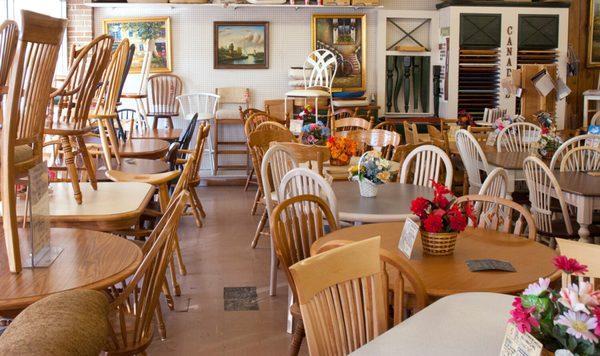 Charles Custom Dinettes