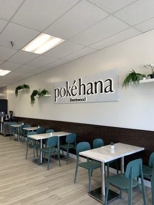 Lots of space and ample seating.