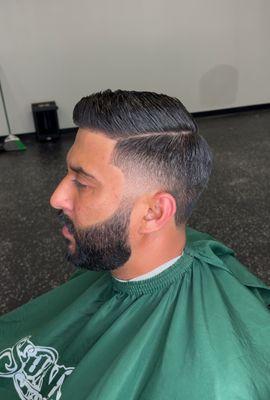 Mid taper with beard