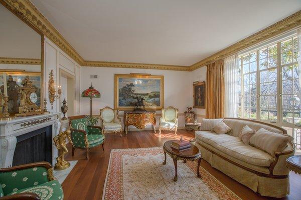 Performed an online auction and then an estate sale to liquidate this estate!