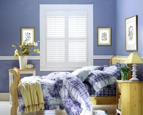 Accent offers beautiful Hunter Douglas blinds, shades, and shutters. Let us help you create beautiful interior spaces